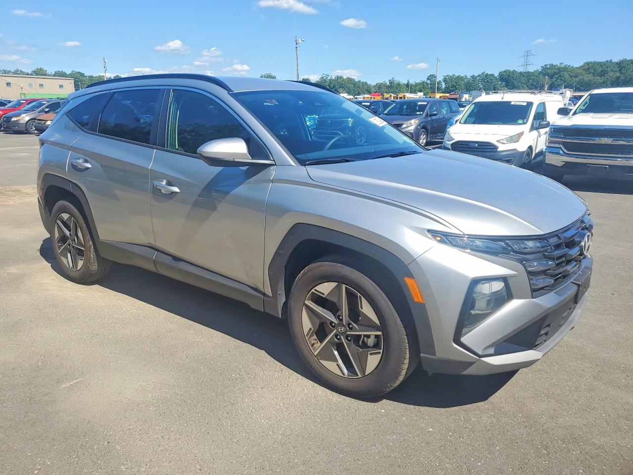 2026 HYUNDAI TUCSON SEL — photo 4