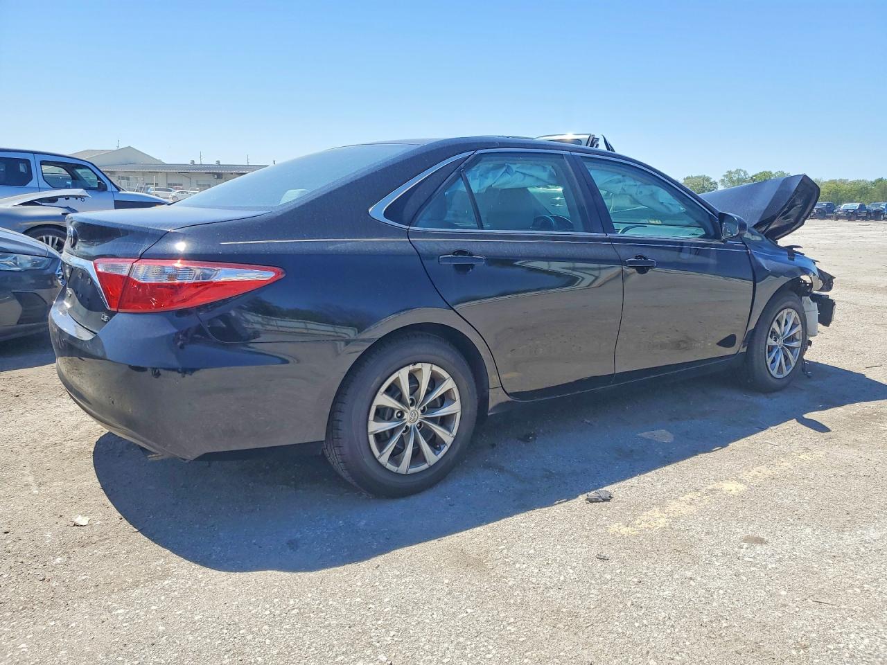 2016 TOYOTA CAMRY LE — снимка 3