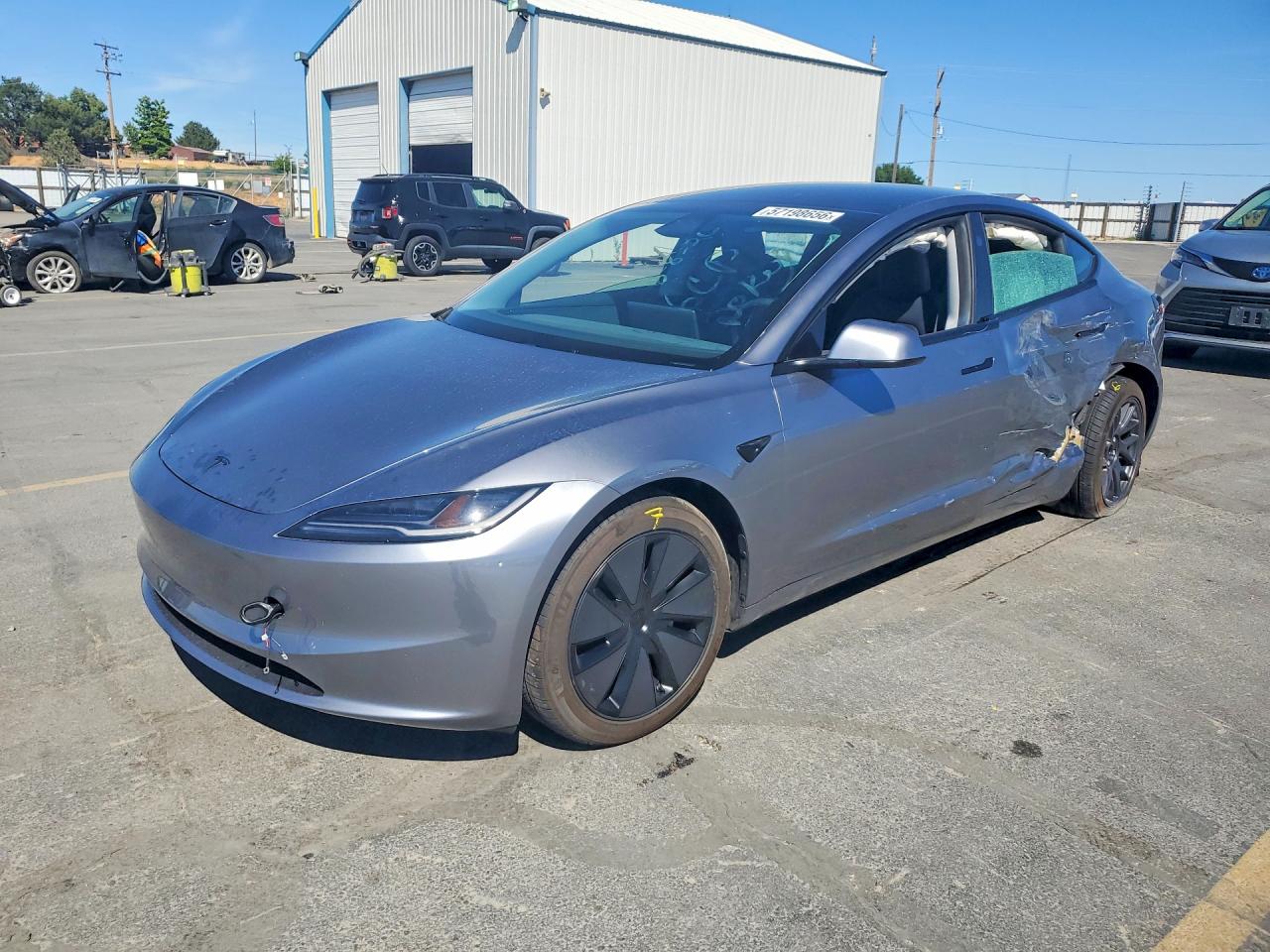 2026 TESLA MODEL 3