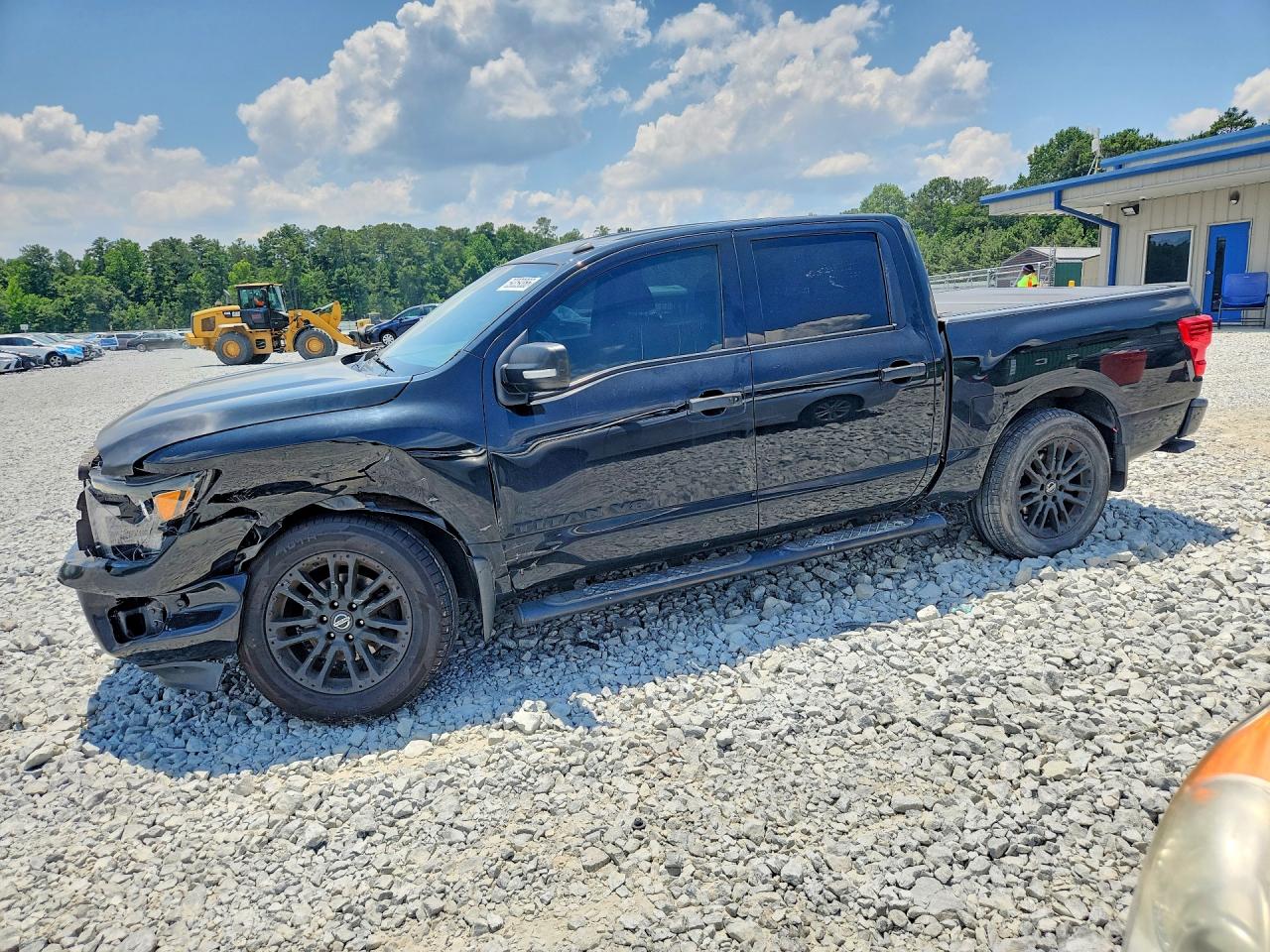 2019 NISSAN TITAN SV