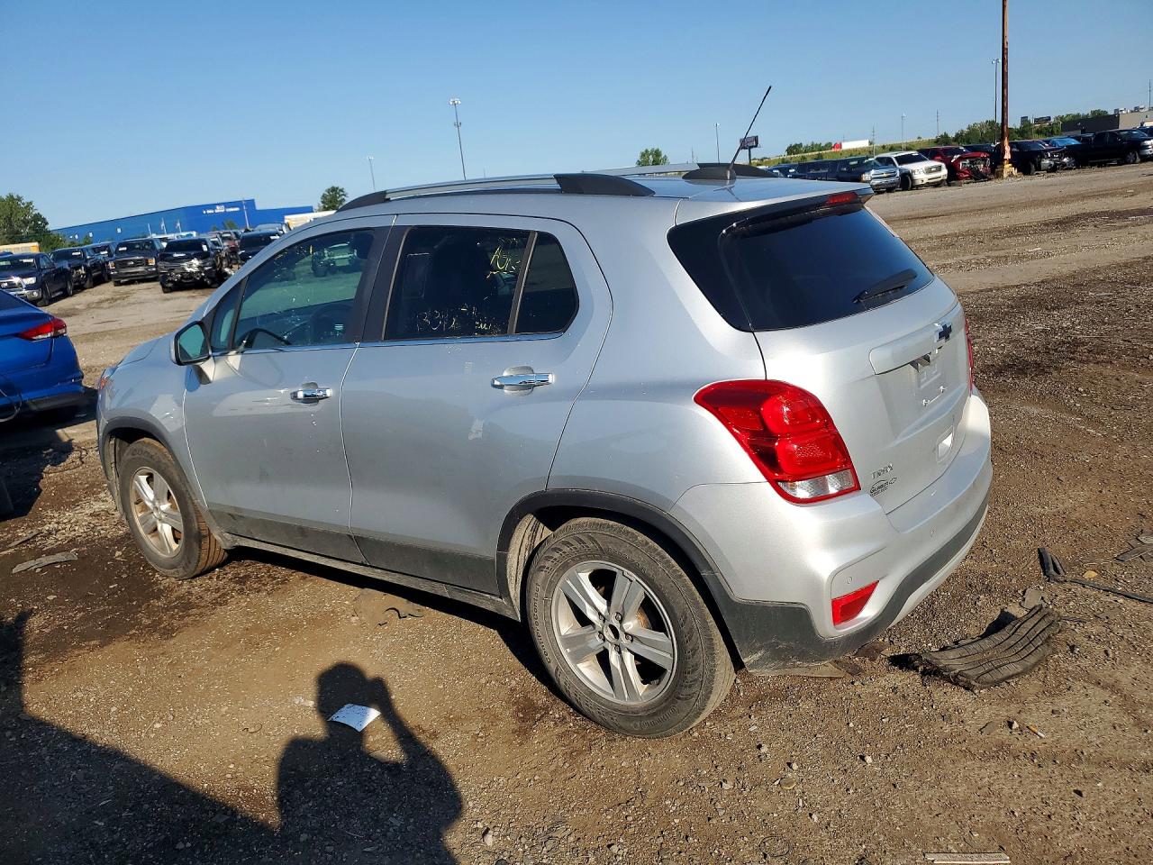 2019 CHEVROLET TRAX 1LT — снимка 2