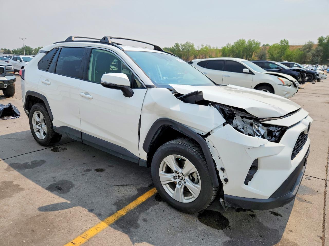 2019 TOYOTA RAV4 XLE — снимка 4