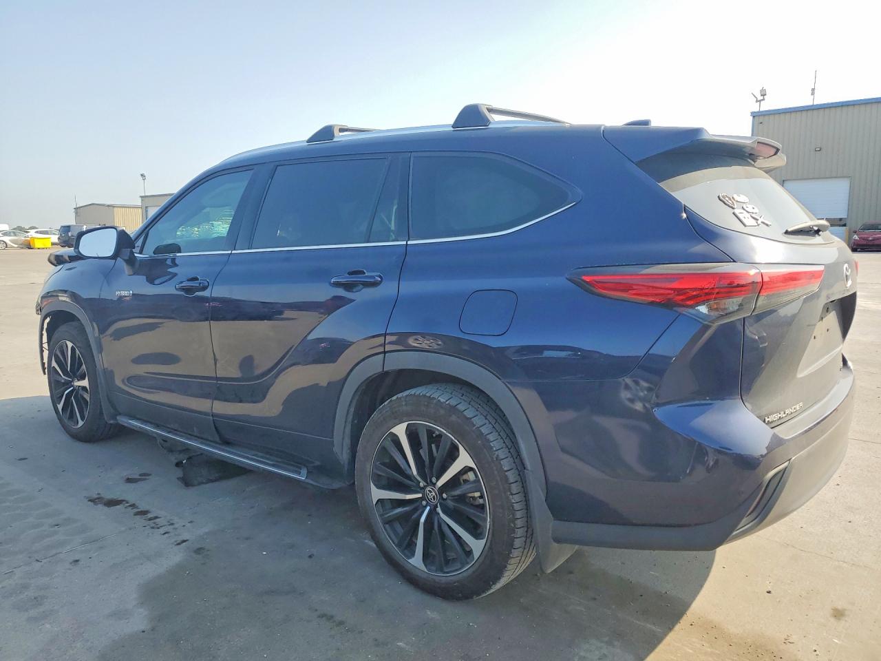 2021 TOYOTA HIGHLANDER HYBRID LIMITED — снимка 2