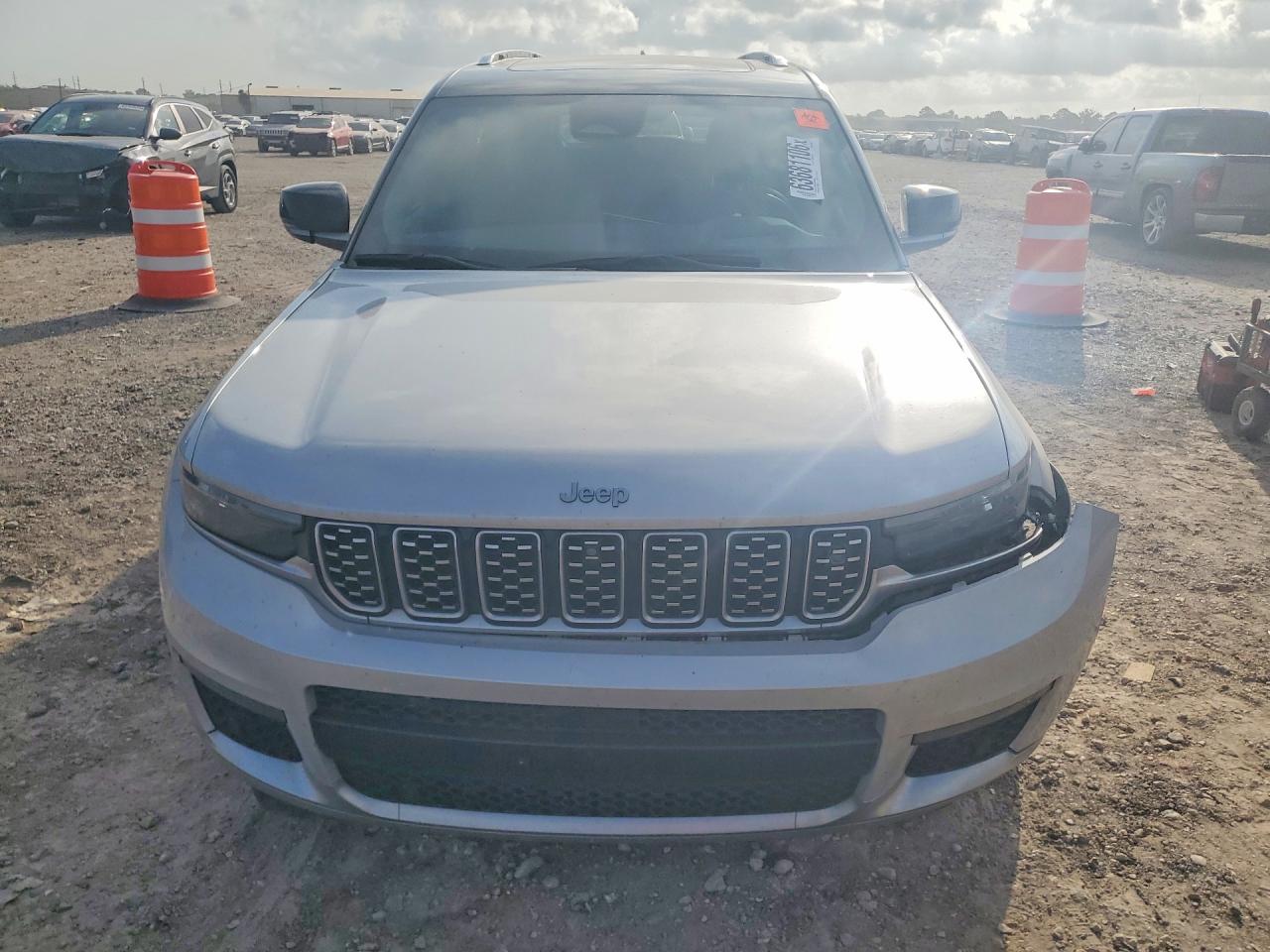 2023 JEEP GRAND CHEROKEE L SUMMIT — снимка 5