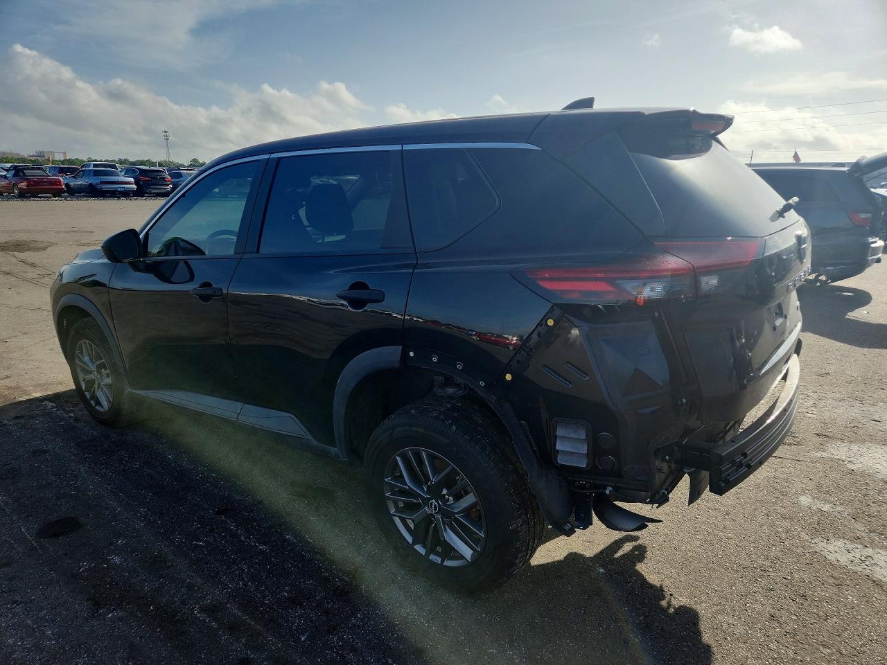 2023 NISSAN ROGUE S — снимка 2