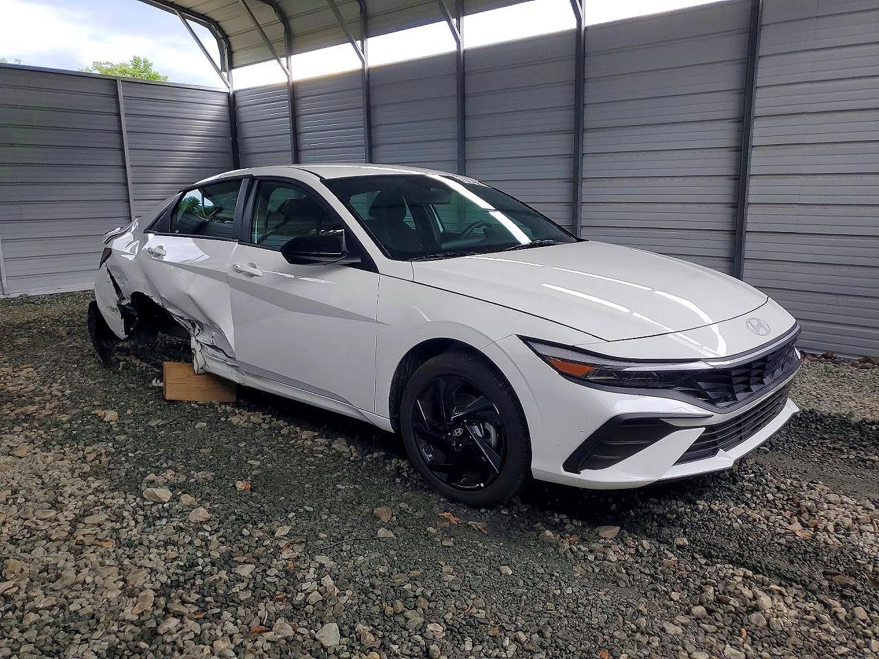 2026 HYUNDAI ELANTRA SEL SPORT — снимка 4