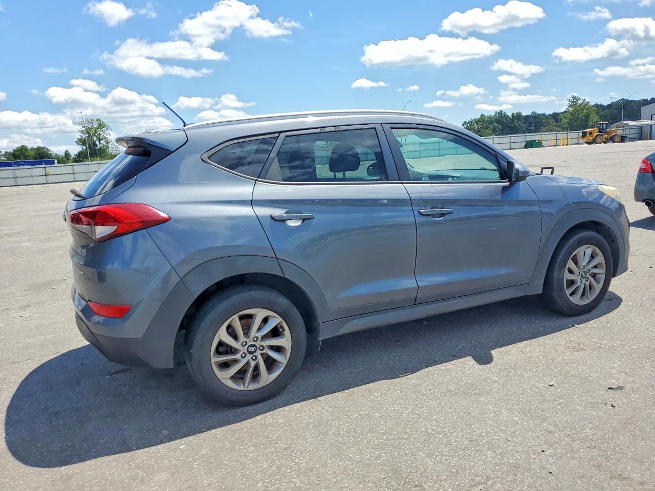 2016 HYUNDAI TUCSON SE — снимка 3