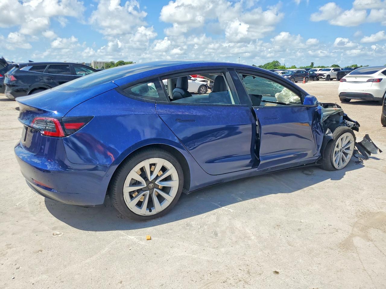 2022 TESLA MODEL 3 — снимка 3