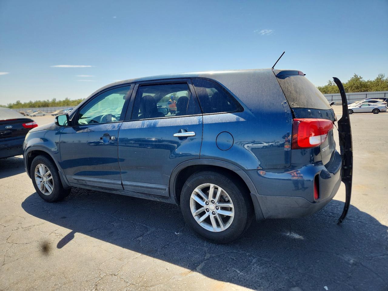 2015 KIA SORENTO LX — снимка 2