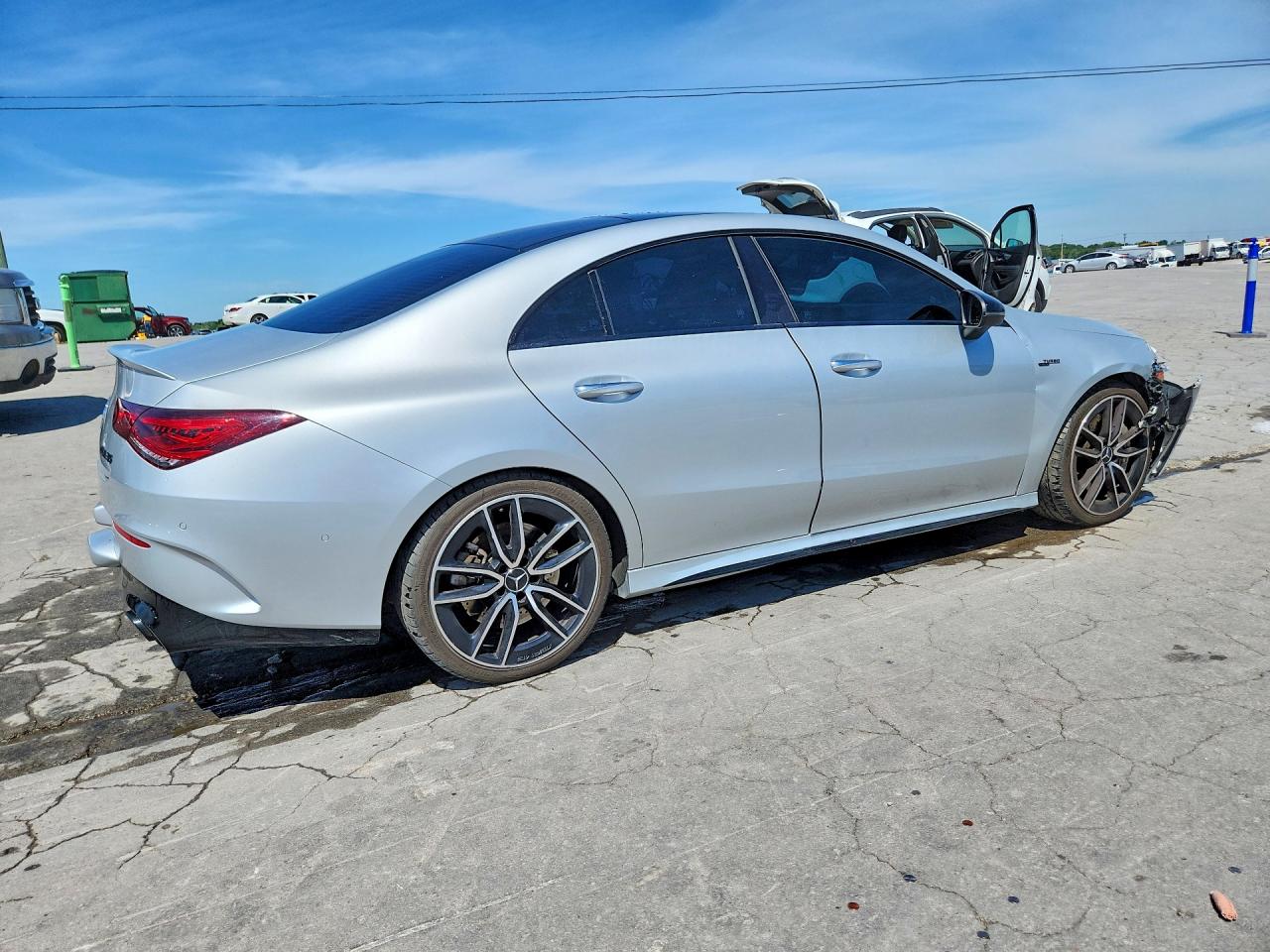2022 MERCEDES-BENZ CLA AMG 35 4MATIC — снимка 3