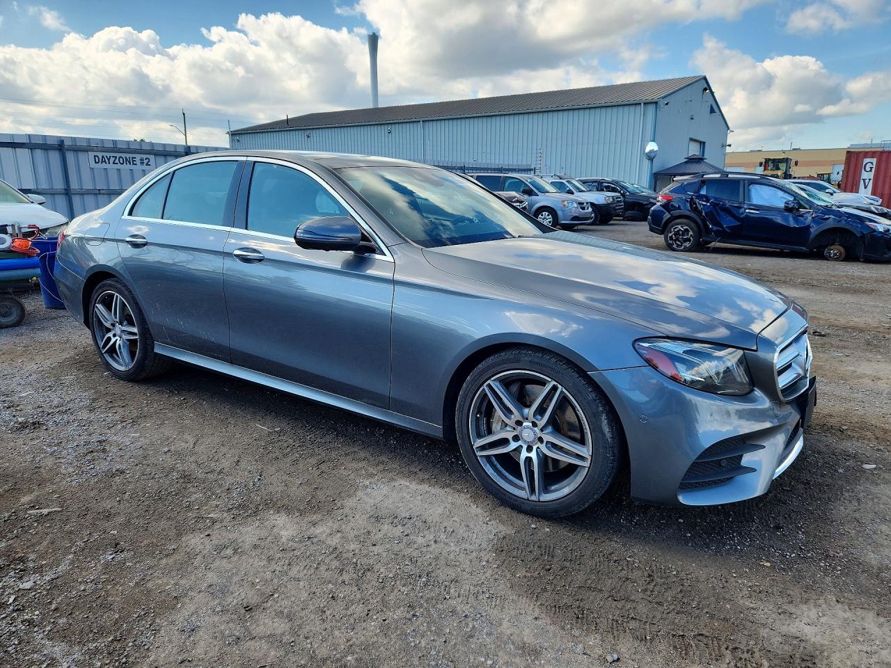 2017 MERCEDES-BENZ E 300 4MATIC — снимка 4