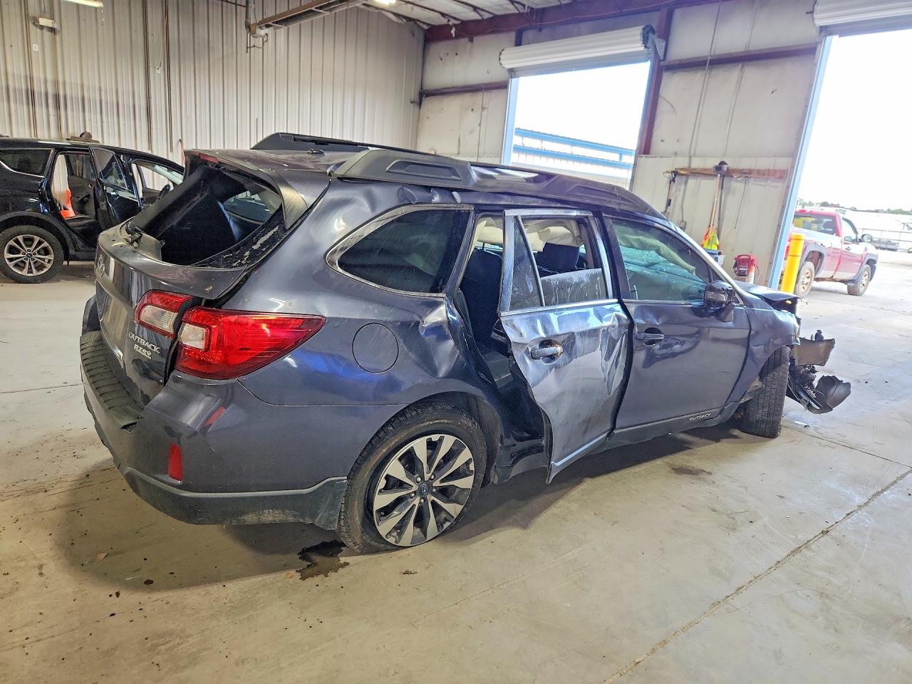 2015 SUBARU OUTBACK 2.5I LIMITED — снимка 3