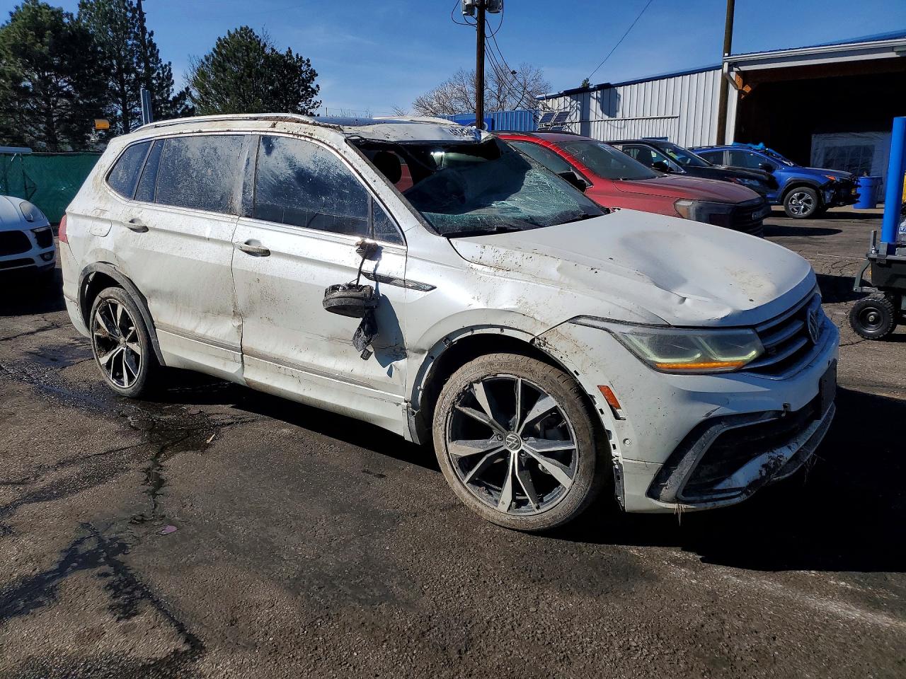 2022 VOLKSWAGEN TIGUAN SEL R-LINE — снимка 4