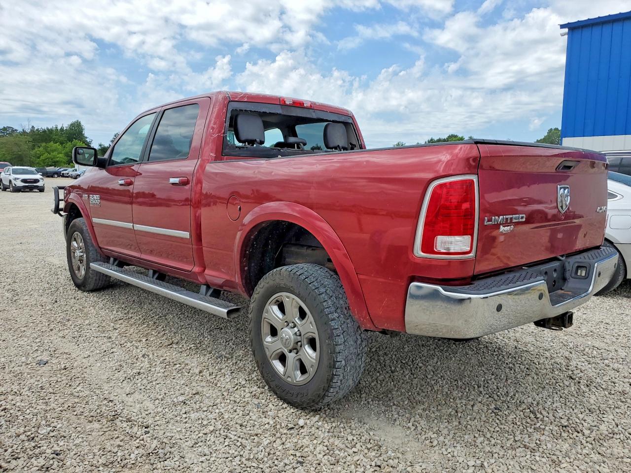 2015 RAM 2500 LONGHORN — снимка 2
