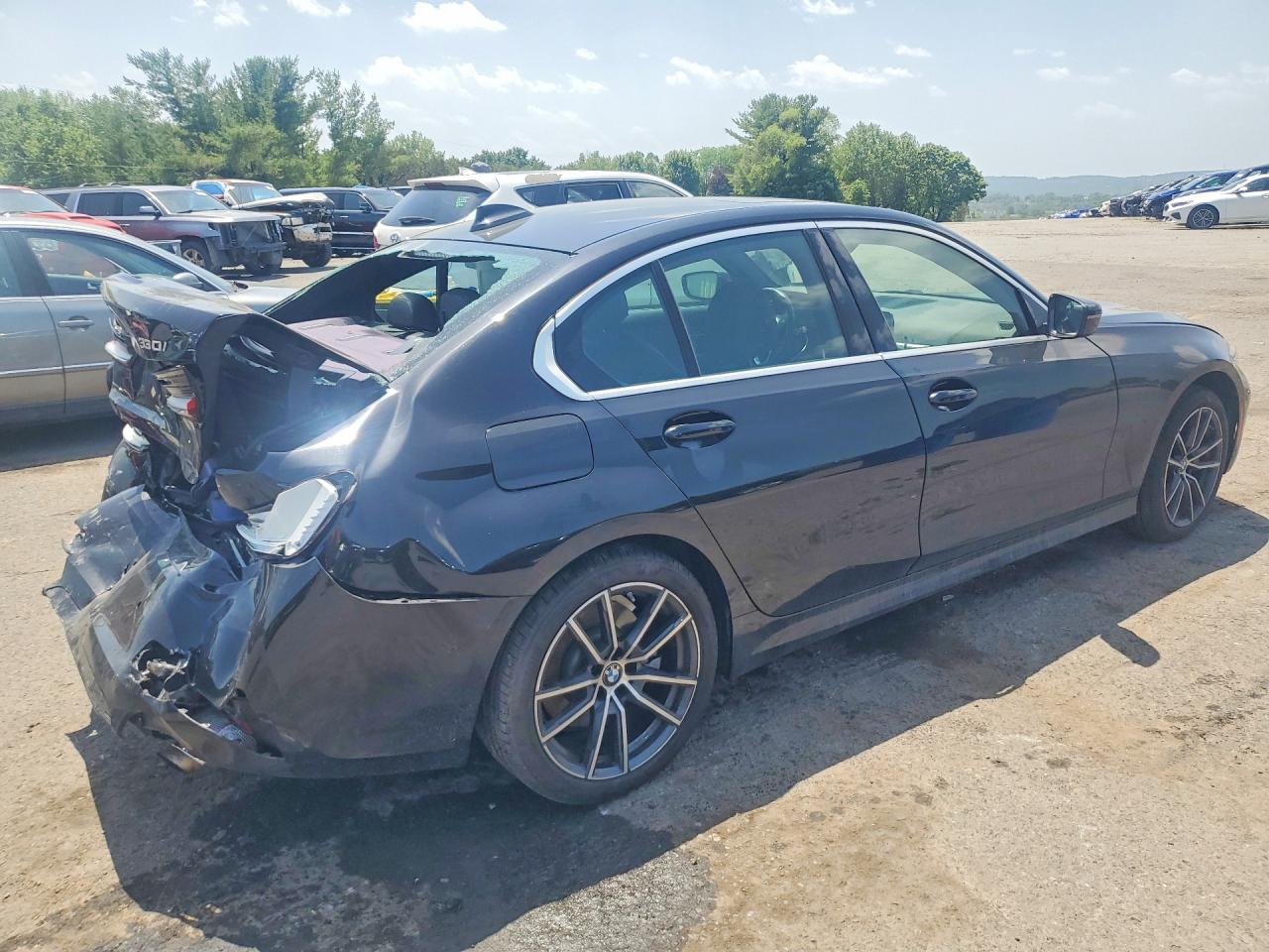 2021 BMW 330XI — снимка 3