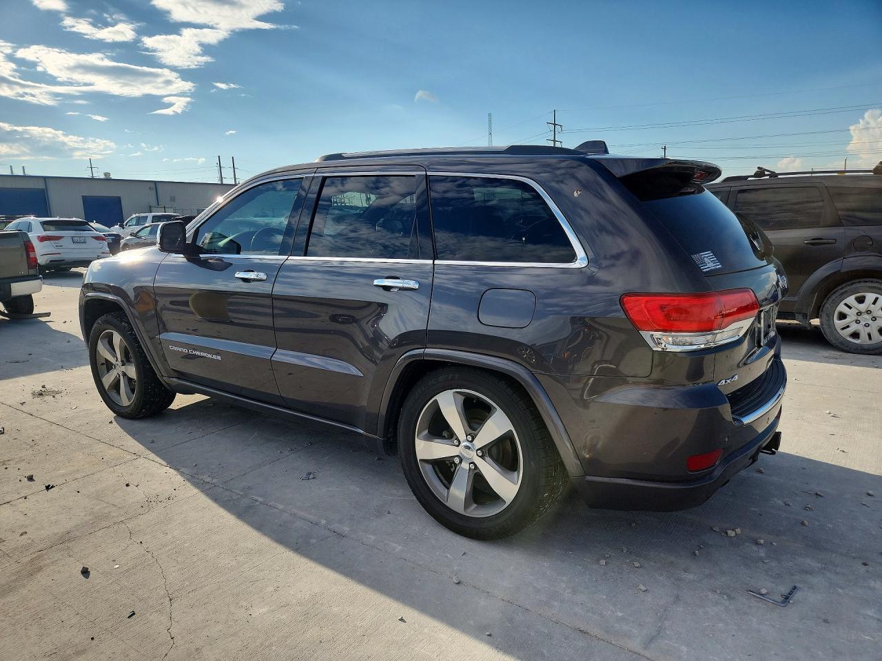 2015 JEEP GRAND CHEROKEE OVERLAND — снимка 2
