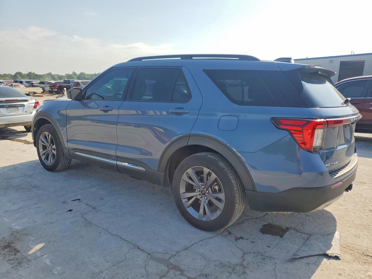 2025 FORD EXPLORER ACTIVE — снимка 2
