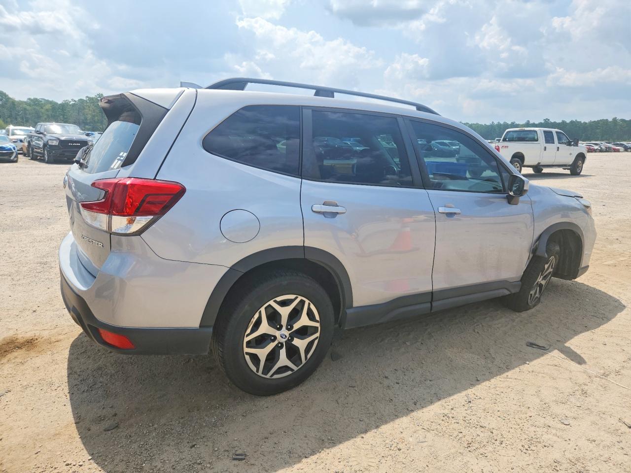 2020 SUBARU FORESTER PREMIUM — снимка 3