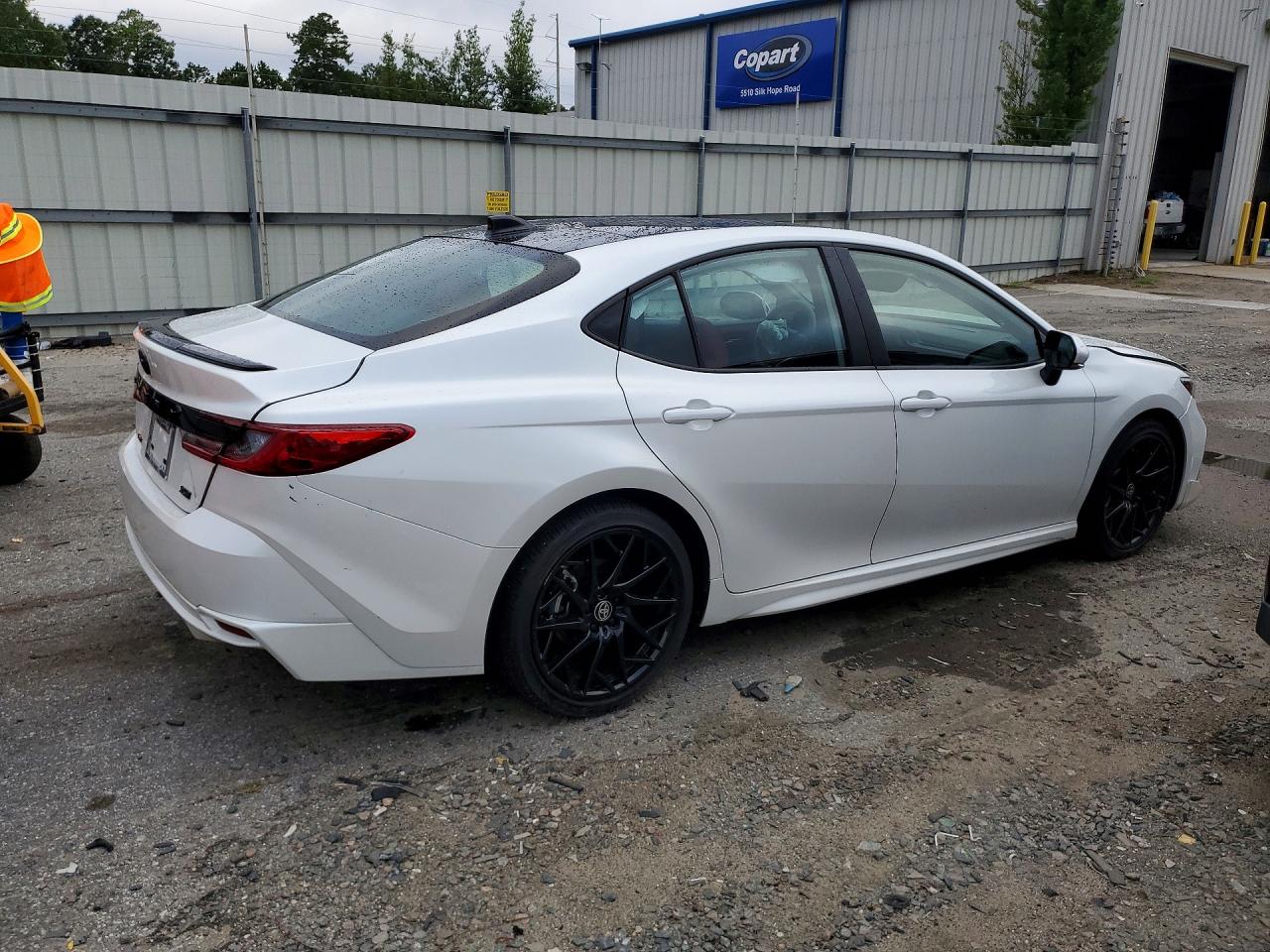 2026 TOYOTA CAMRY XSE — снимка 3