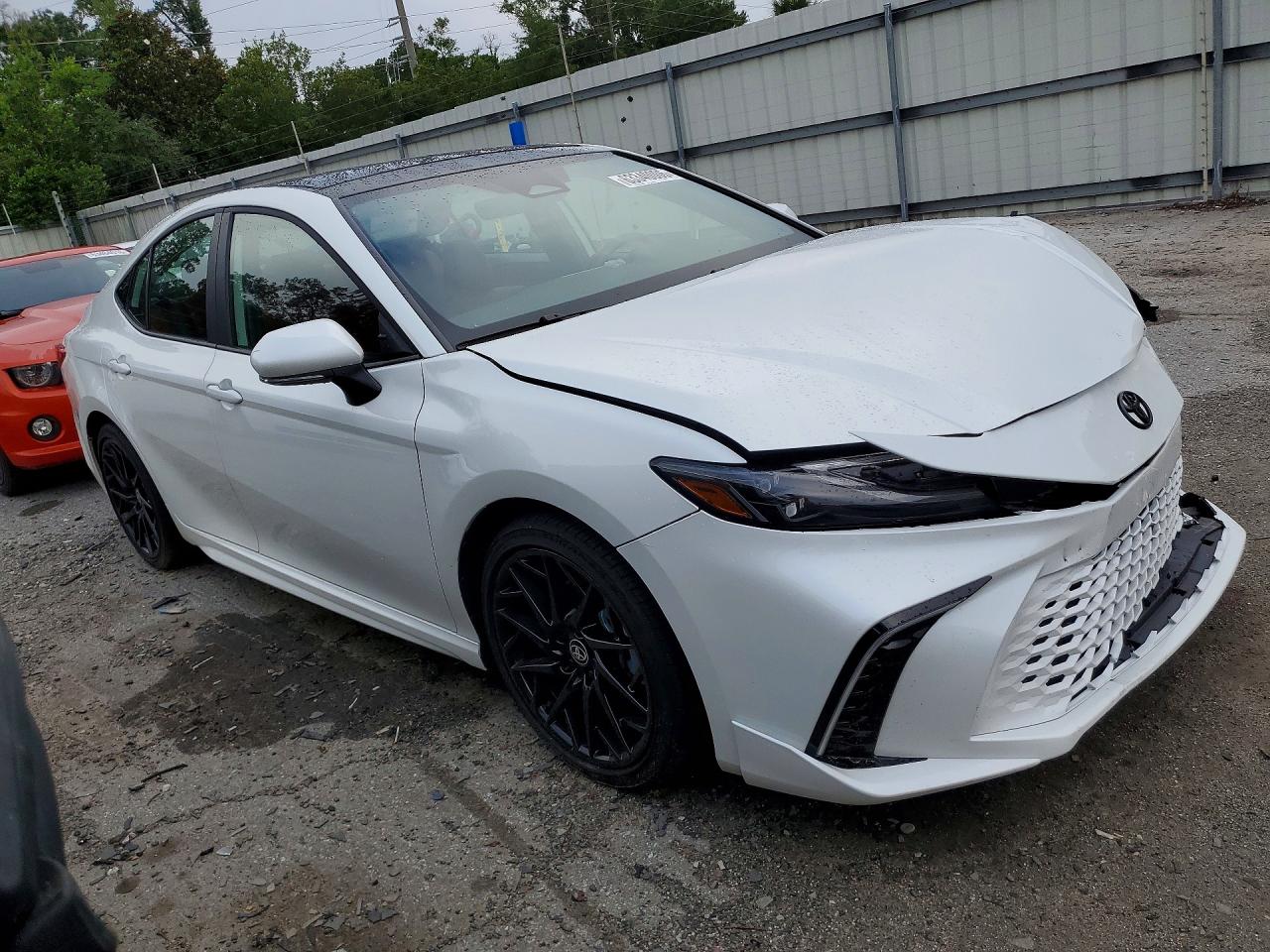 2026 TOYOTA CAMRY XSE — снимка 4