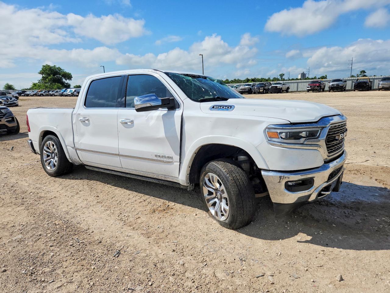 2022 RAM 1500 LIMITED — снимка 4