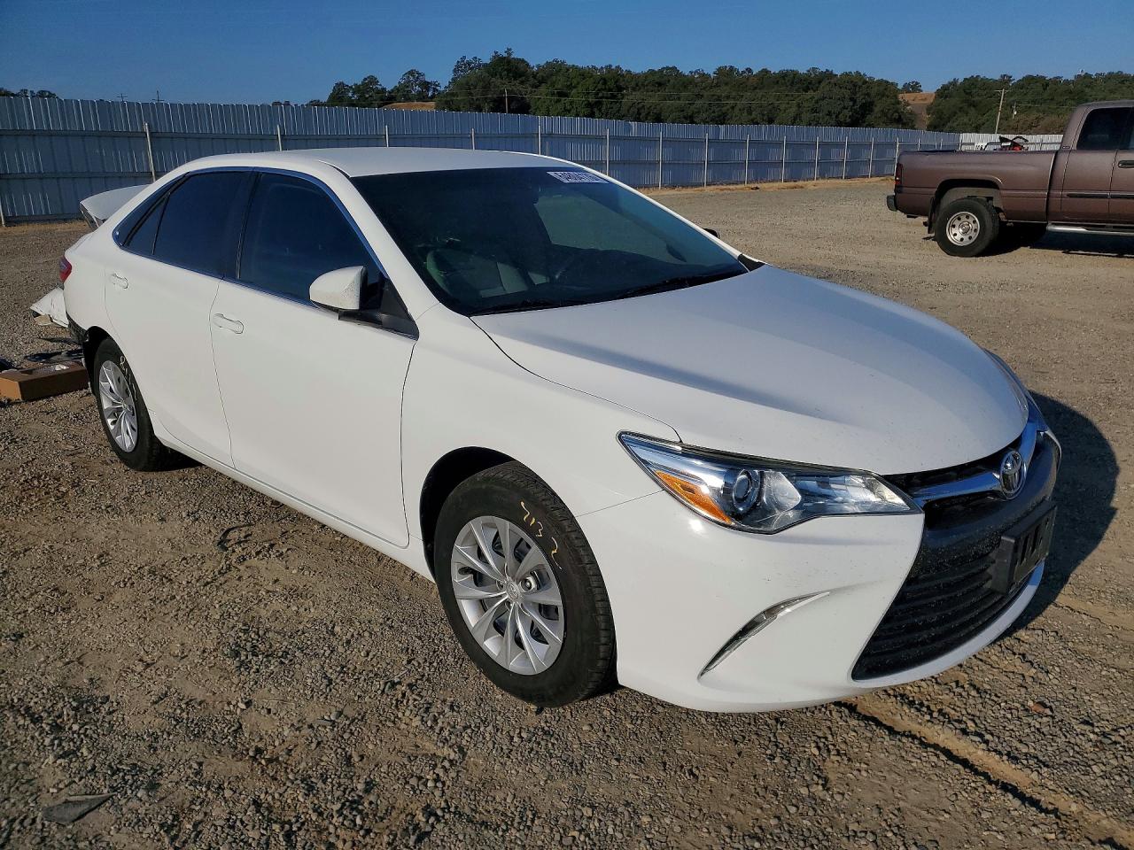 2016 TOYOTA CAMRY LE — снимка 4