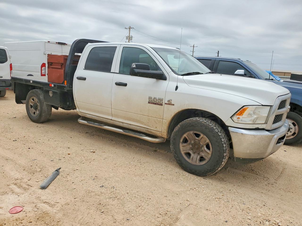 2018 RAM 3500 ST — снимка 4