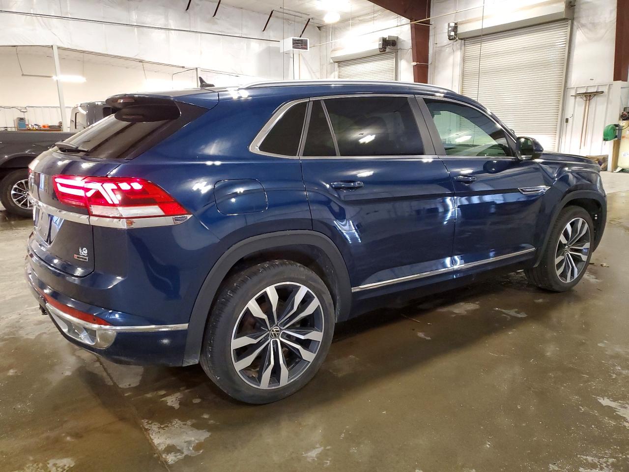 2020 VOLKSWAGEN ATLAS CROSS SPORT SEL R-LINE — снимка 3