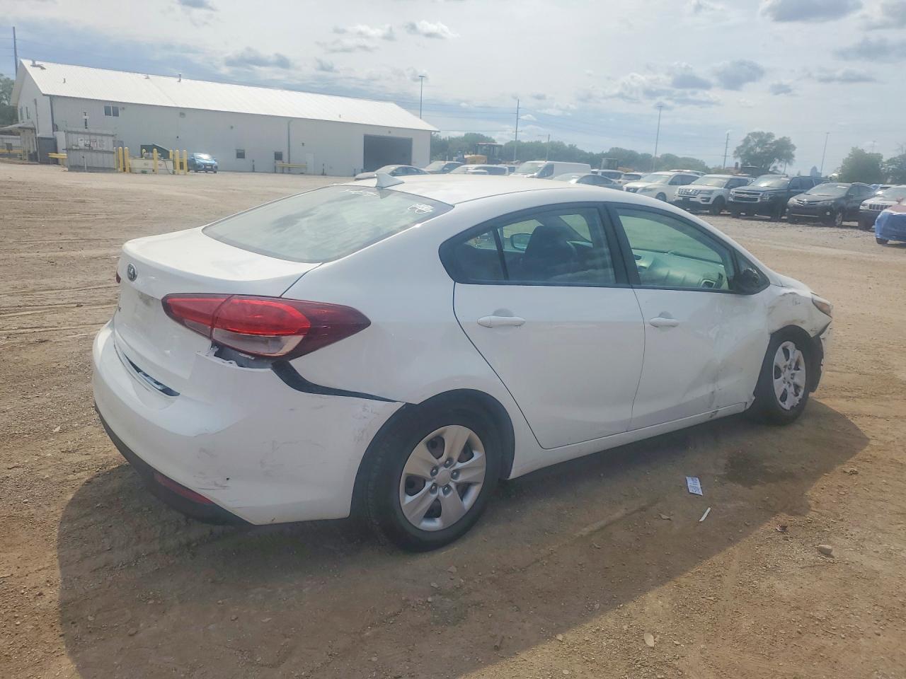2017 KIA FORTE LX — снимка 4