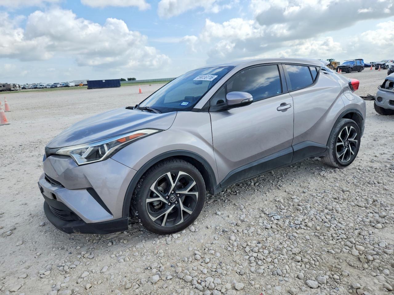 2019 TOYOTA C-HR XLE