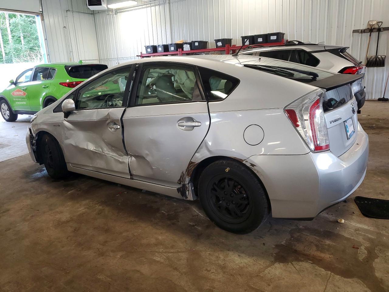 2015 TOYOTA PRIUS TWO — снимка 2