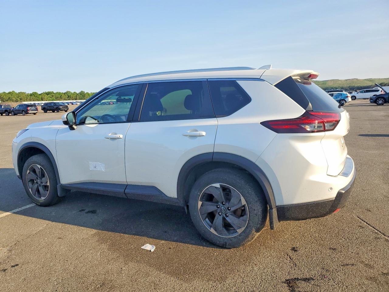 2024 NISSAN ROGUE SV — снимка 3
