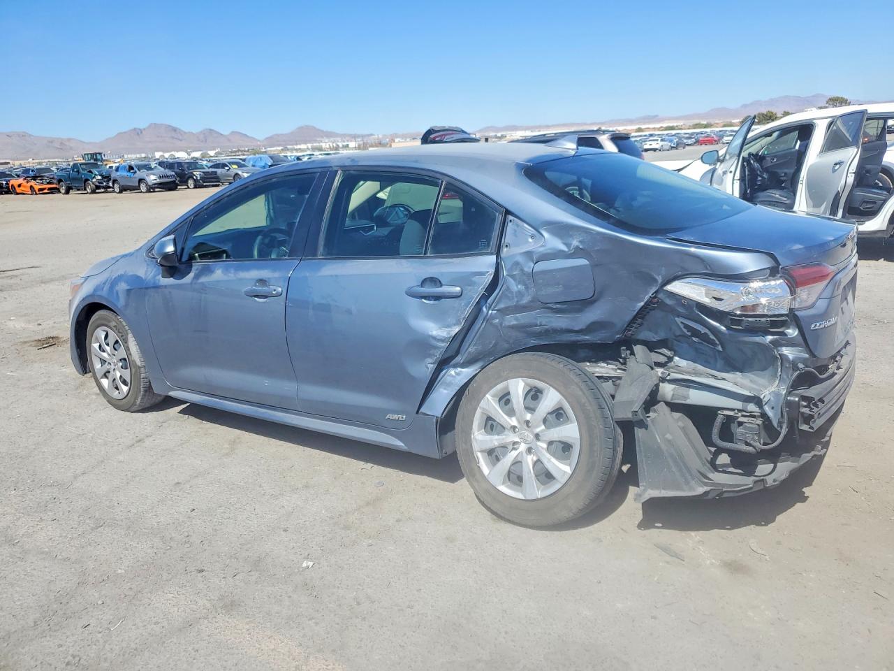 2023 TOYOTA COROLLA HYBRID LE — снимка 2