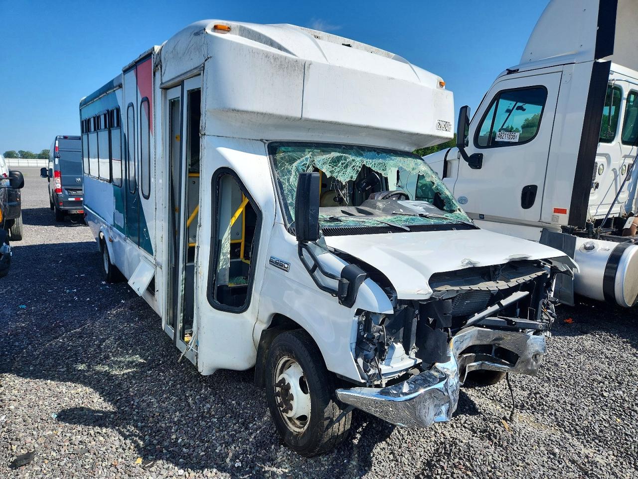 2023 FORD BUS CHASSIS