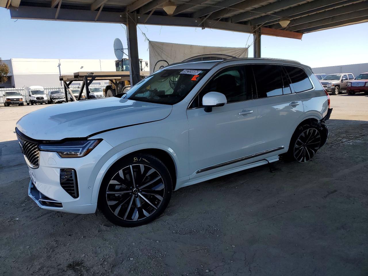 2026 VOLVO XC90 PLUS