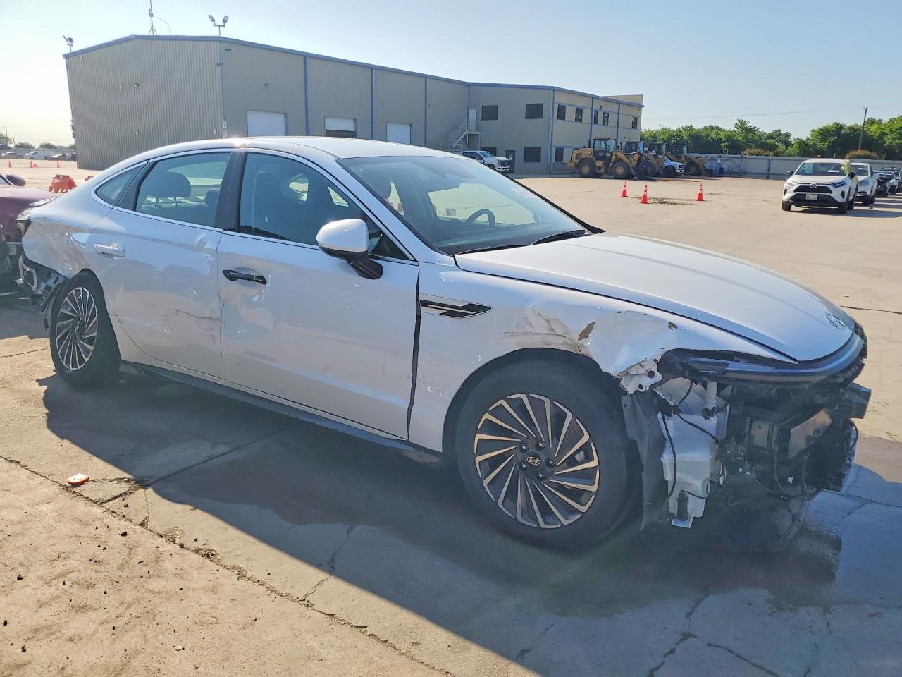 2025 HYUNDAI SONATA HYBRID SEL — снимка 4