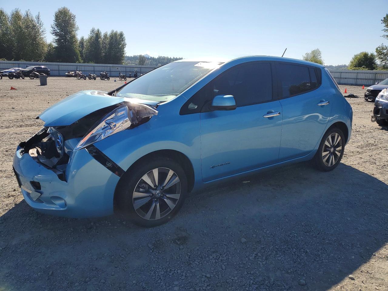 2015 NISSAN LEAF SL