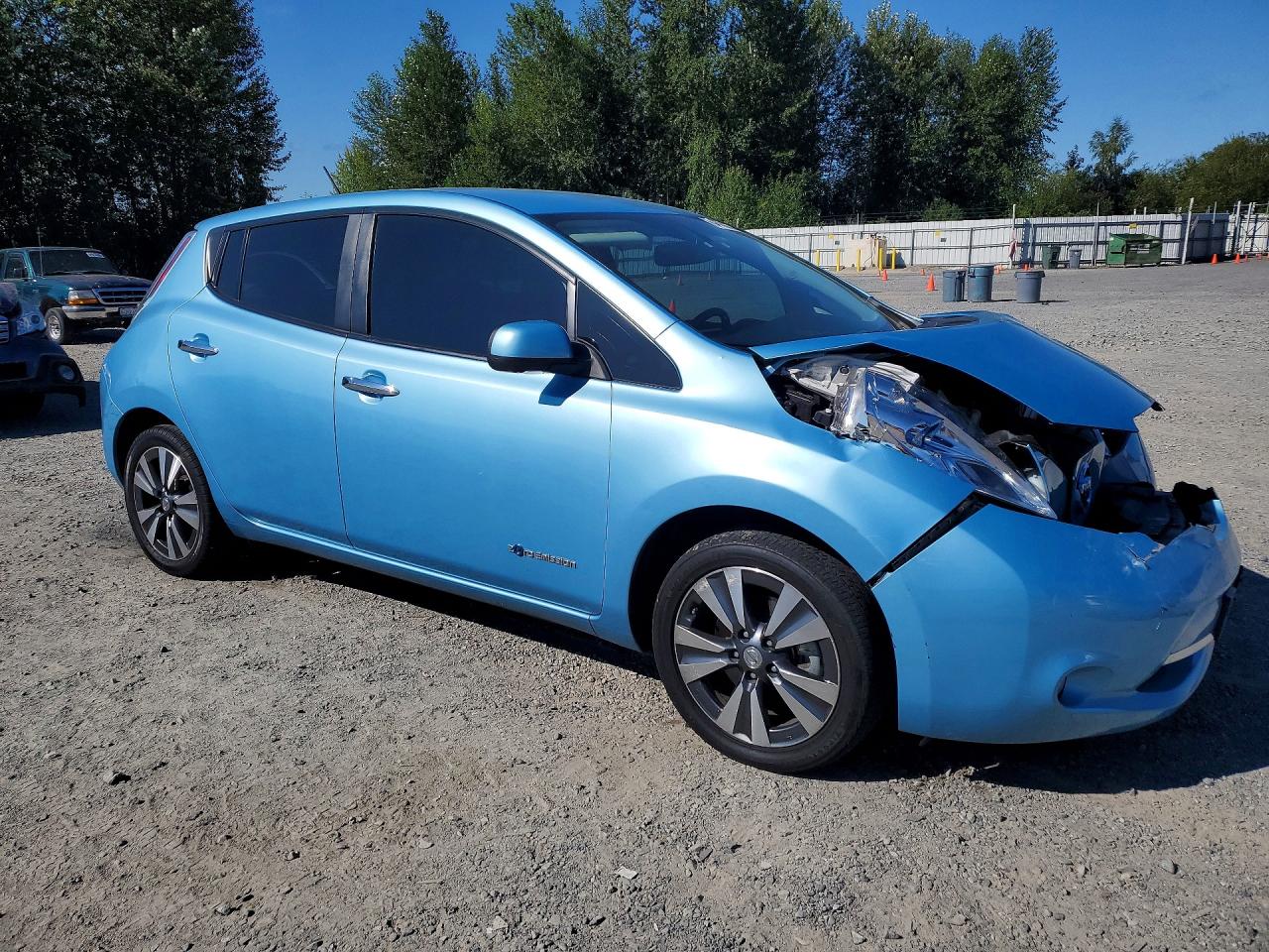 2015 NISSAN LEAF SL — снимка 4