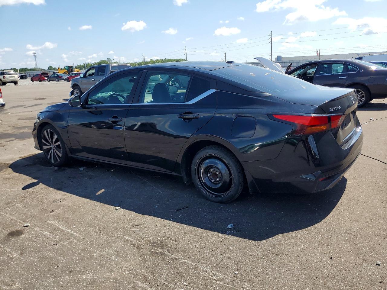 2019 NISSAN ALTIMA SR — снимка 2
