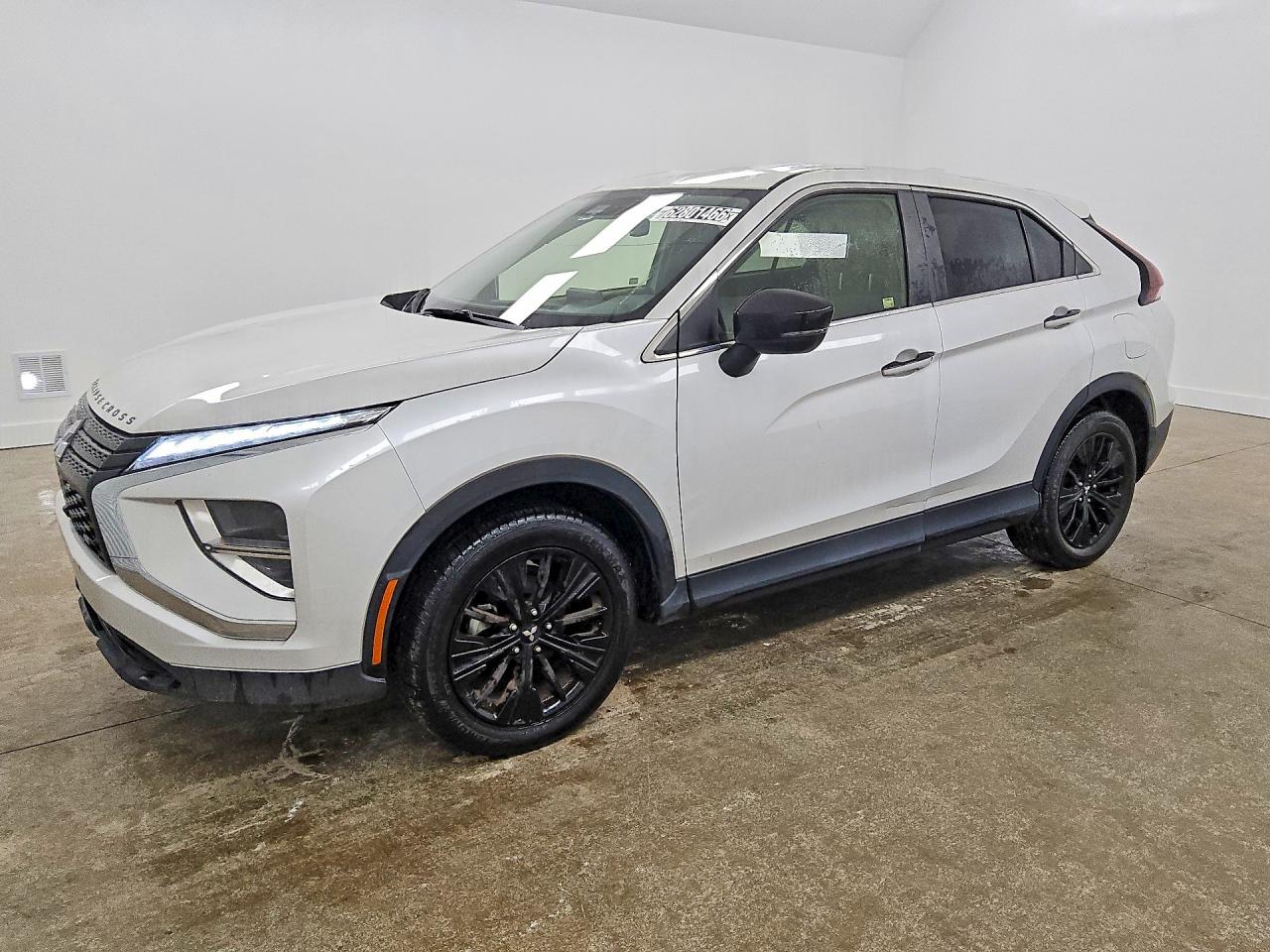2022 MITSUBISHI ECLIPSE CROSS LE