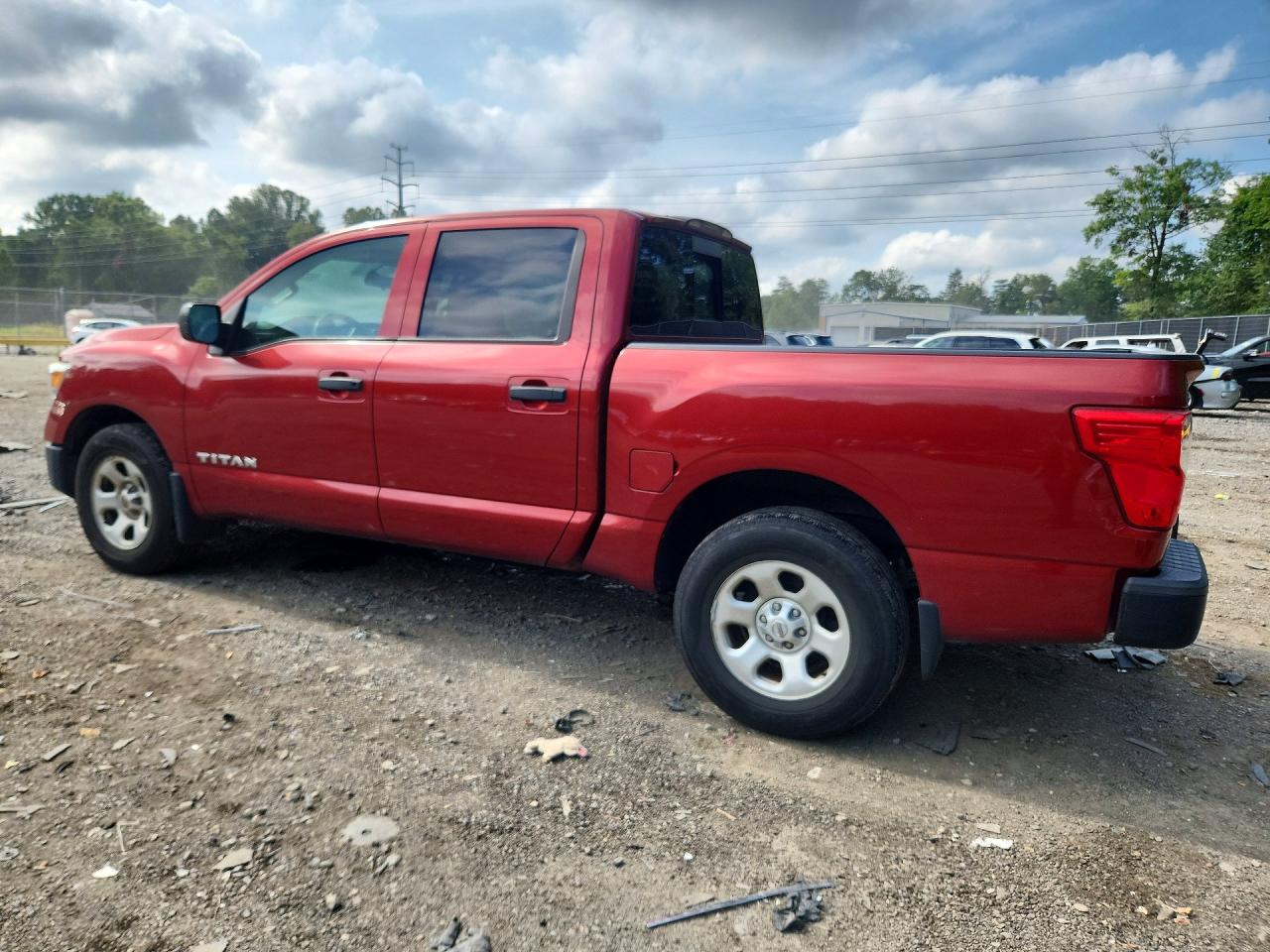 2017 NISSAN TITAN S — снимка 2