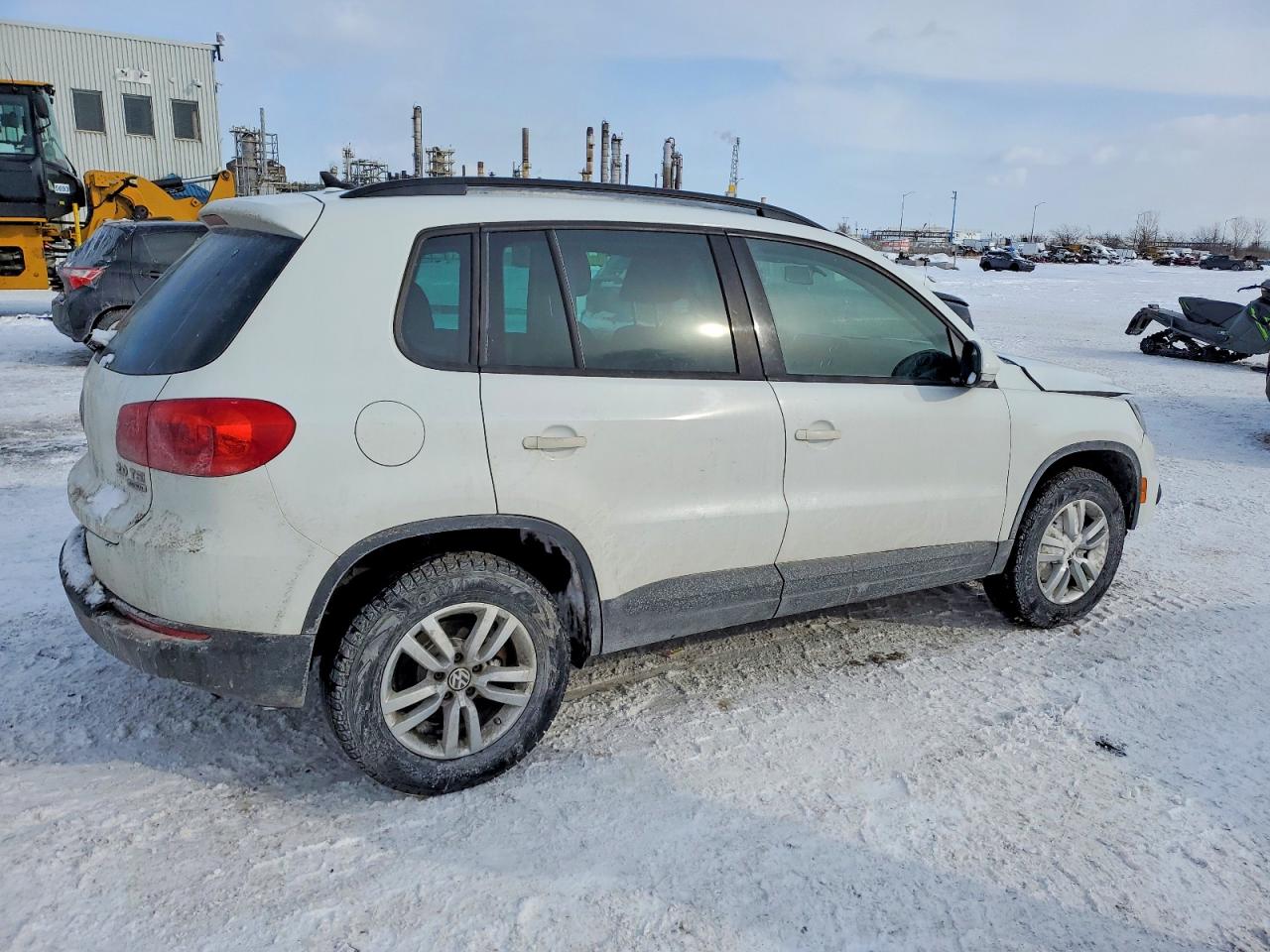 2015 VOLKSWAGEN TIGUAN S — снимка 3
