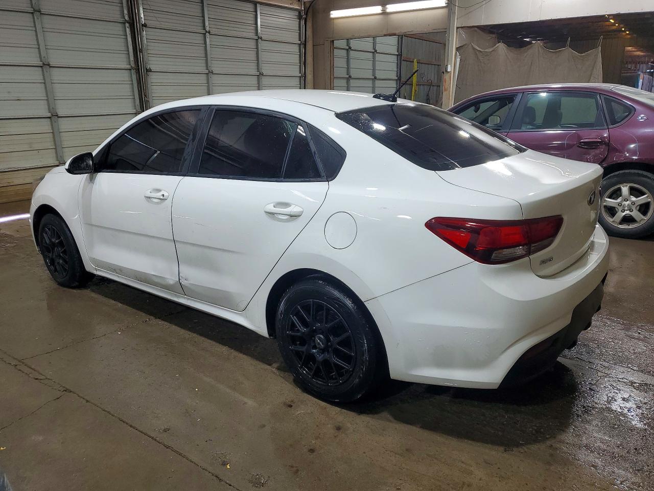 2019 KIA RIO S — снимка 2