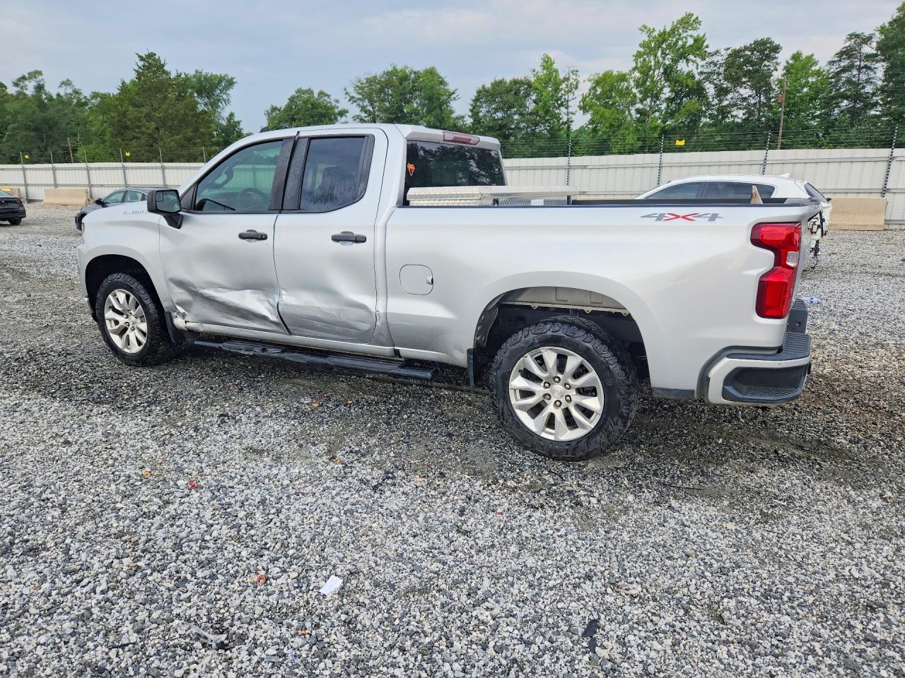 2021 CHEVROLET SILVERADO K1500 CUSTOM — снимка 2