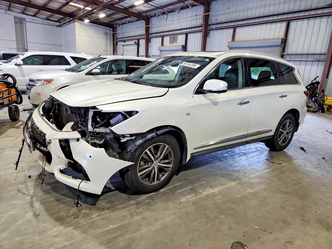 2019 INFINITI QX60 LUXE