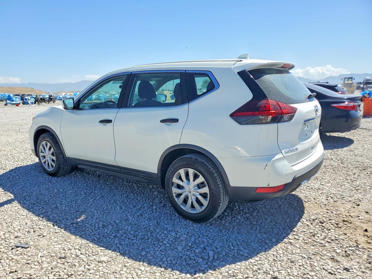 2019 NISSAN ROGUE S — снимка 2