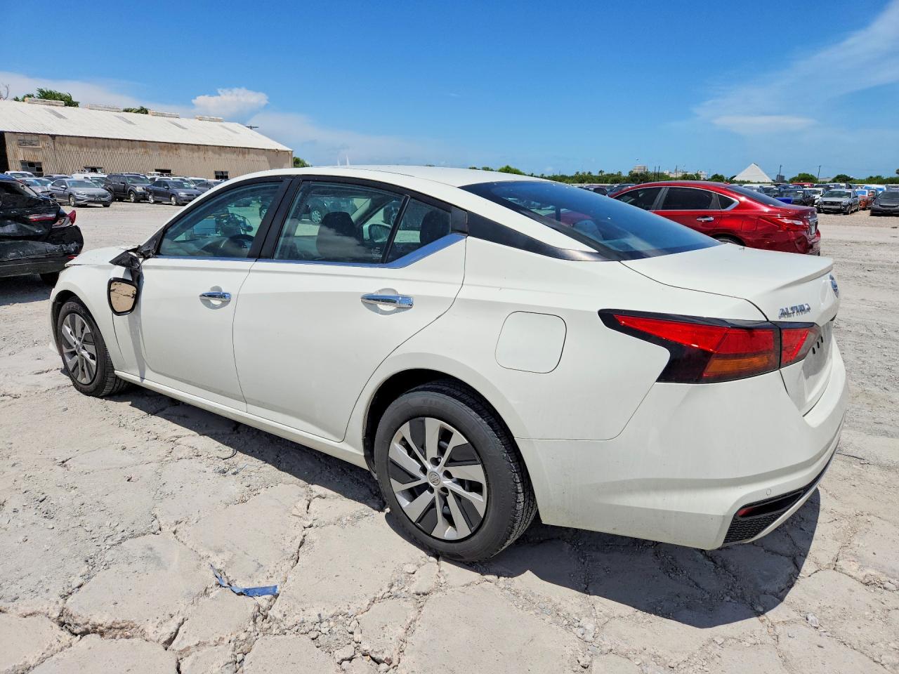 2021 NISSAN ALTIMA S — снимка 2