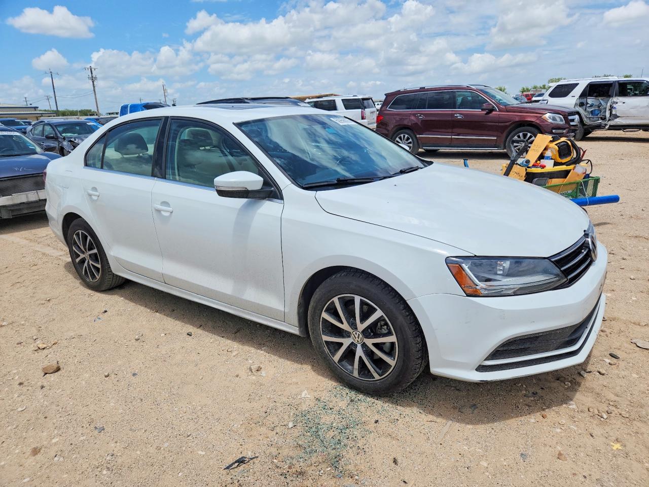 2017 VOLKSWAGEN JETTA SE — снимка 4