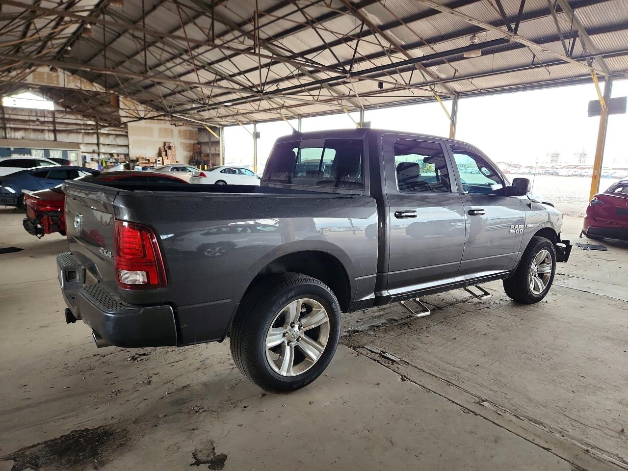 2015 RAM 1500 SPORT — снимка 3
