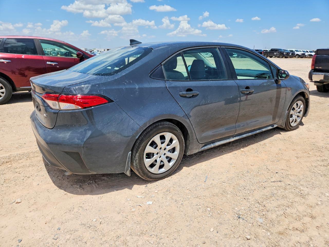 2026 TOYOTA COROLLA LE — снимка 3